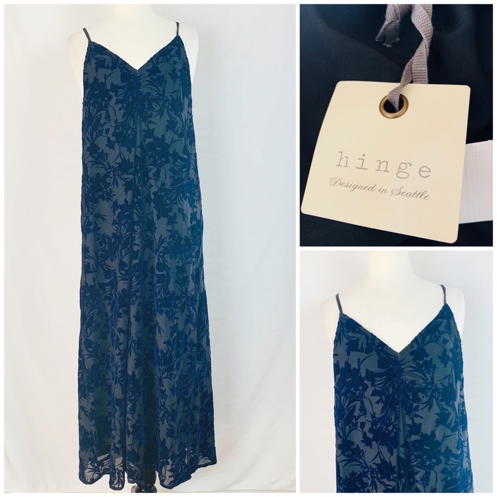 Hinge NWT Size M Floral Mesh Velvet Maxi Dress